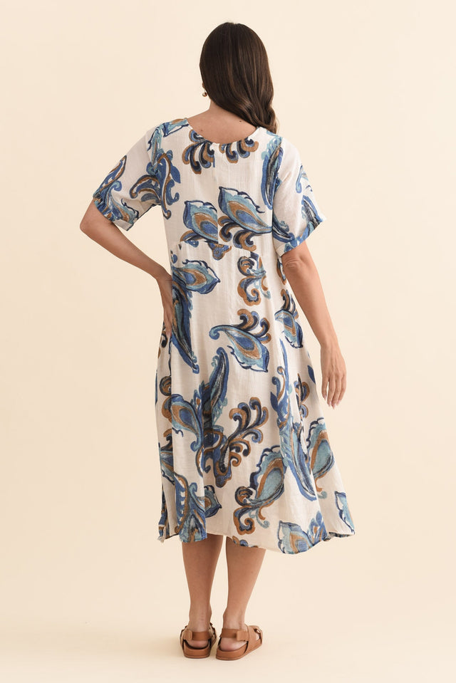 alt text|model:MJ image 5