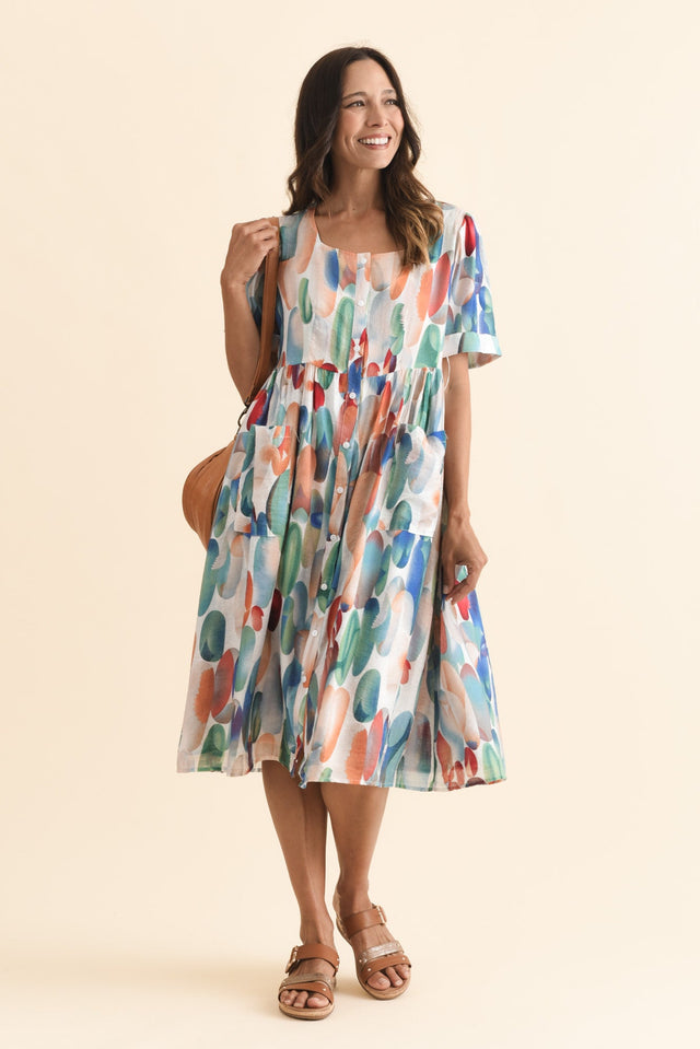 alt text|model:Cara image 2