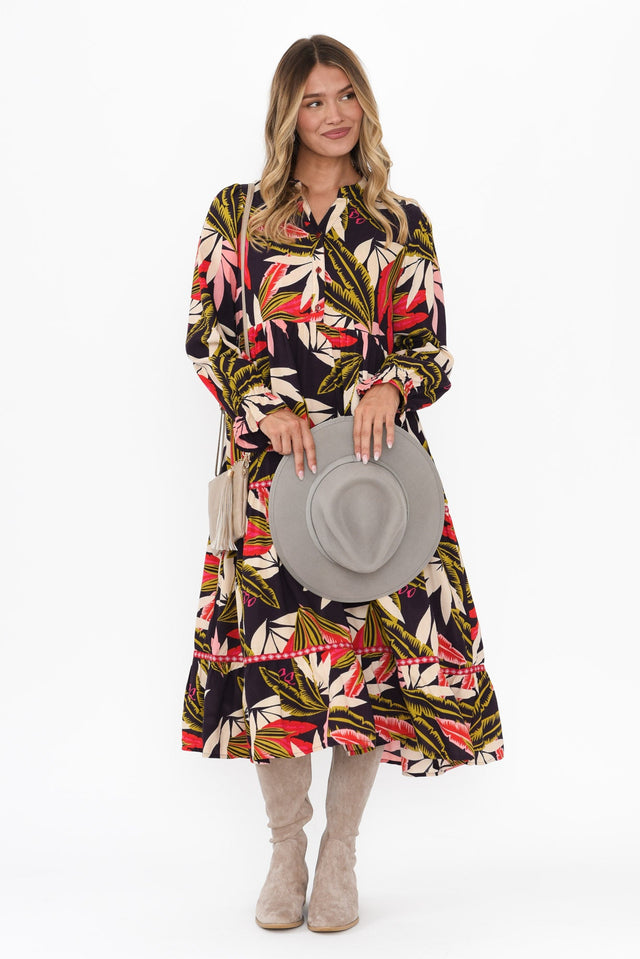 alt text|model:Mollie image 4