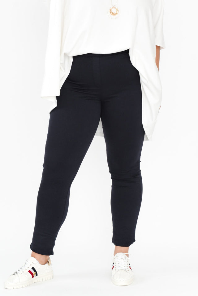 plus-size,curve-basics,curve-bottoms,plus-size-pants,plus-size-basic-bottoms,plus-size-winter-clothing,plus-size-work-edit,alt text|model:Gabby image 8