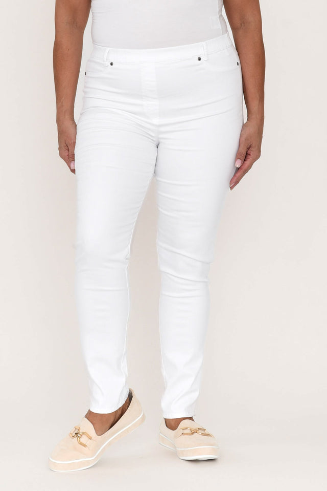 alt text|model:Pilita image 11