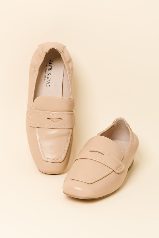 Ridgeway Nude Leather Loafer image 2