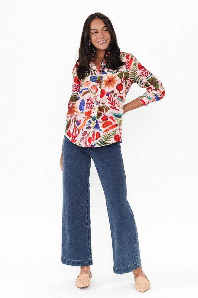 alt text|model:Kirstyn image 3