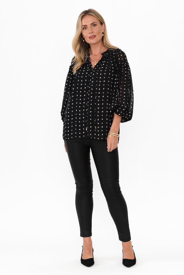 alt text|model:Valeria image 7