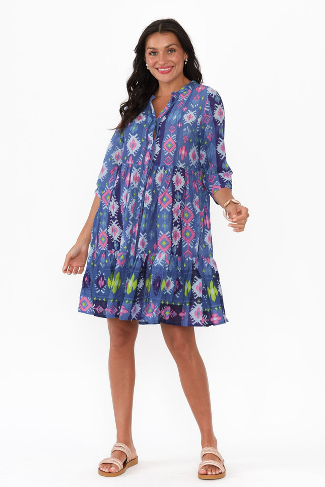 alt text|model:Brontie image 3