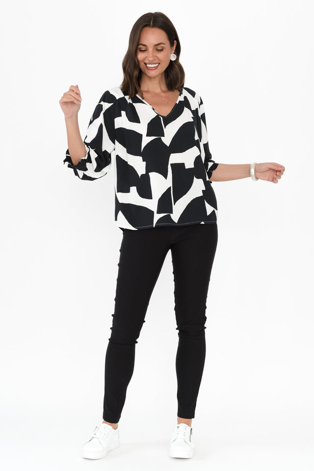 alt text|model:MJ image 7