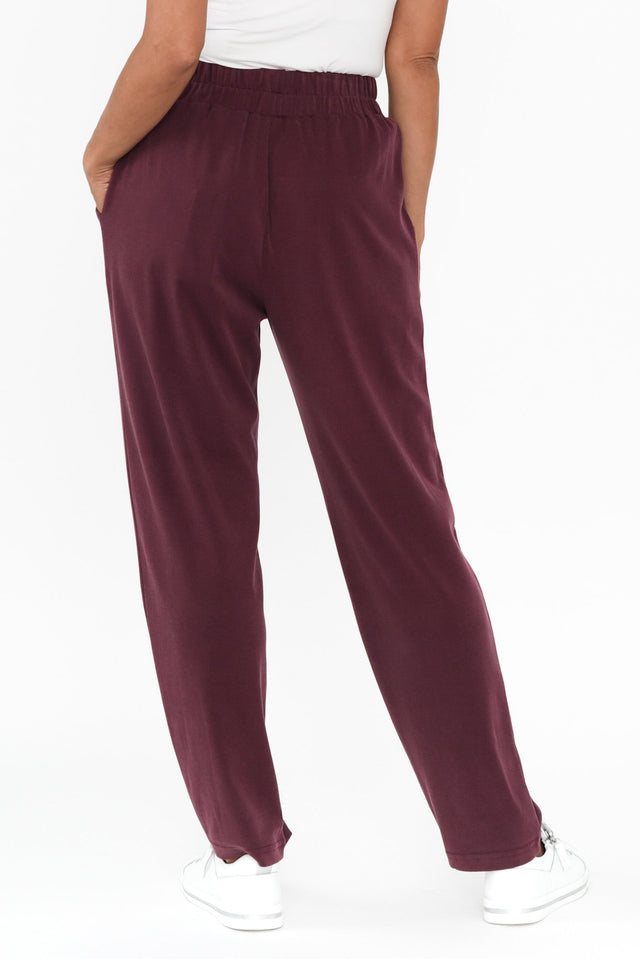 alt text|model:Cara image 5