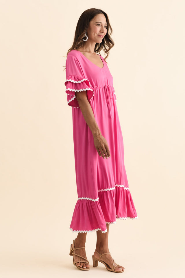 alt text|model:Cara image 3