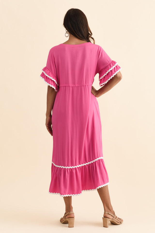 alt text|model:Cara image 4