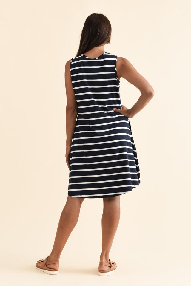 alt text|model:Cara image 5