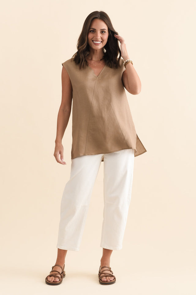 alt text|model:MJ image 7