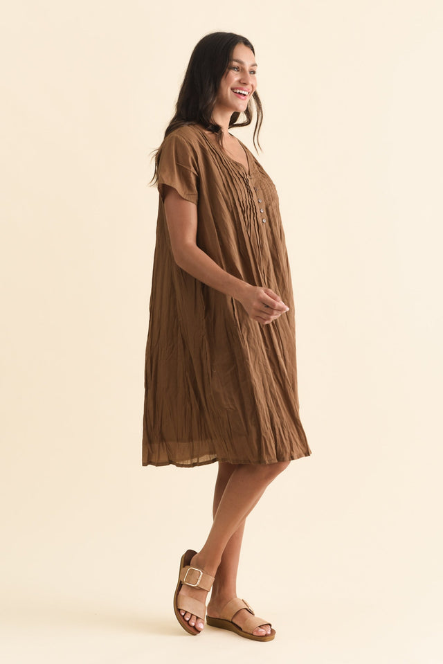 alt text|model:Brontie image 4