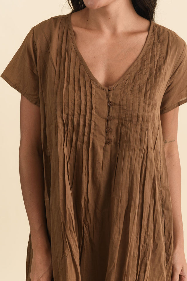 alt text|model:Brontie image 6