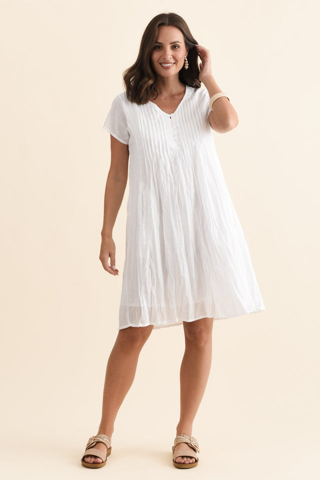 alt text|model:MJ image 3