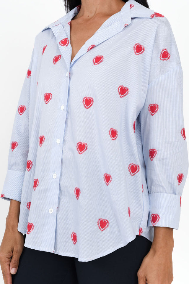 alt text|model:Cara image 7