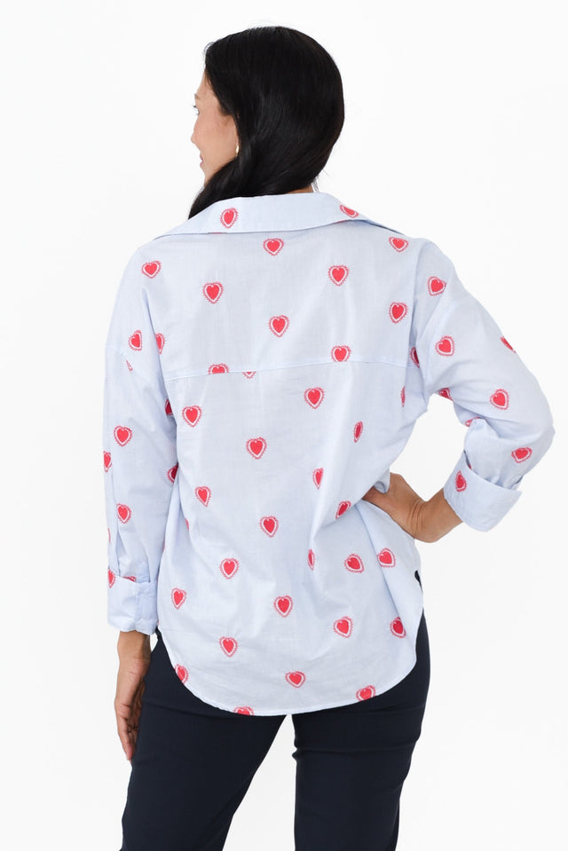 alt text|model:Cara image 6