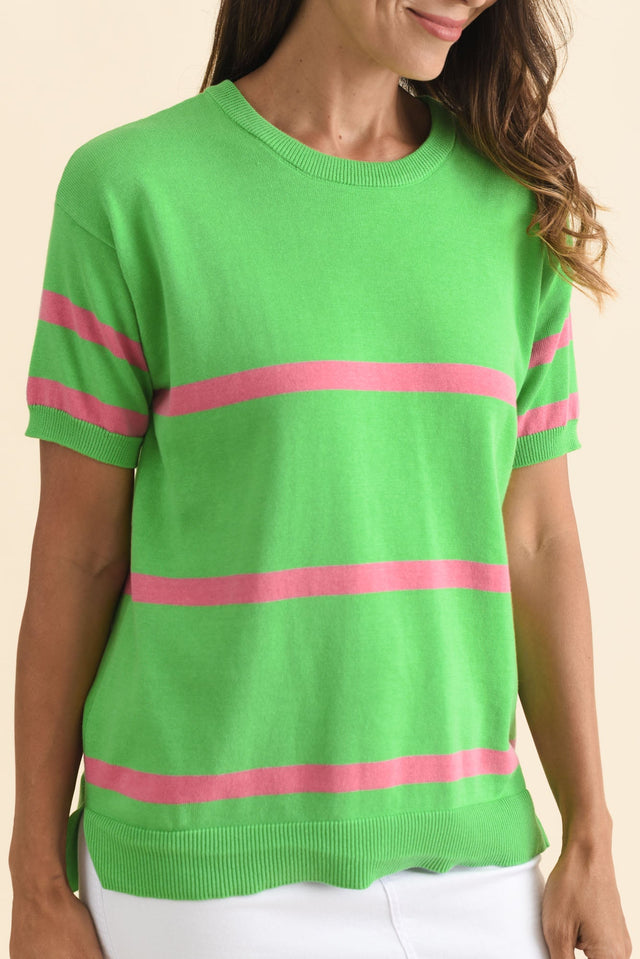 alt text|model:Cara image 8