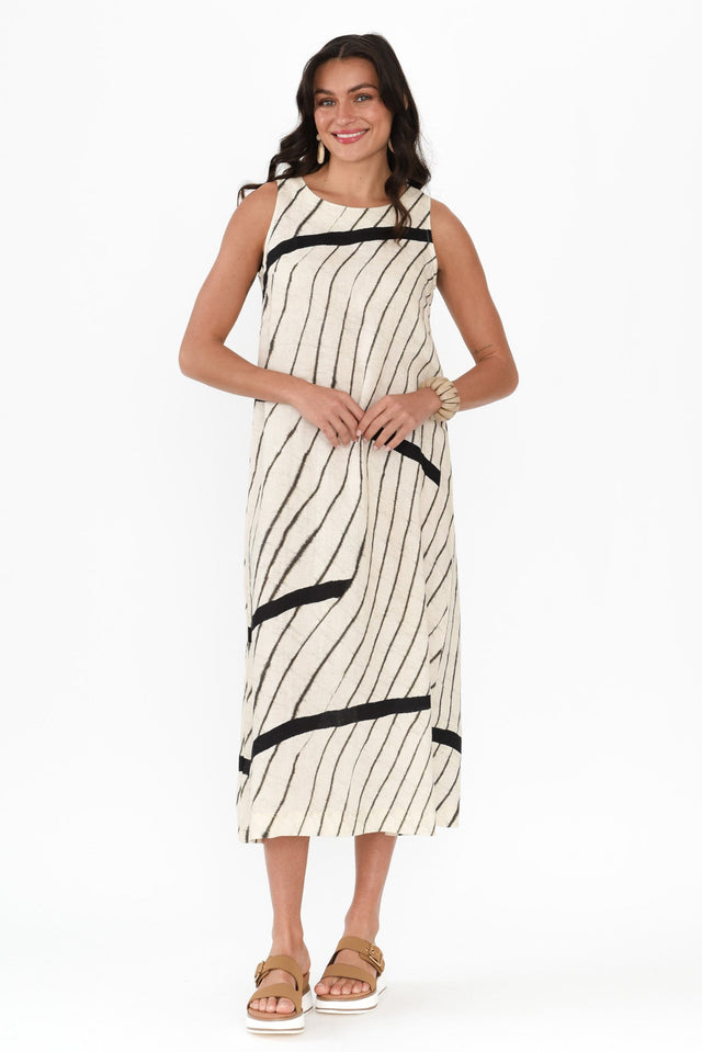 alt text|model:Brontie image 7