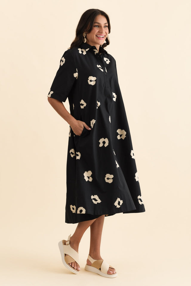 alt text|model:Brontie image 4