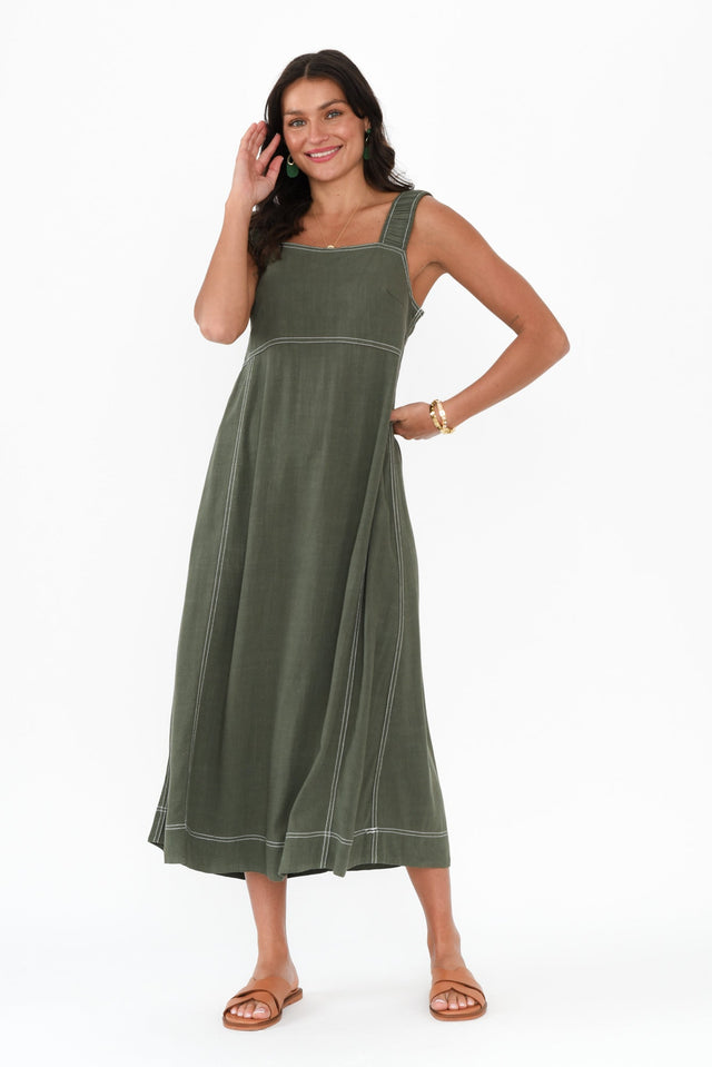 alt text|model:Brontie image 7