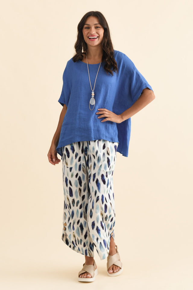 alt text|model:Brontie