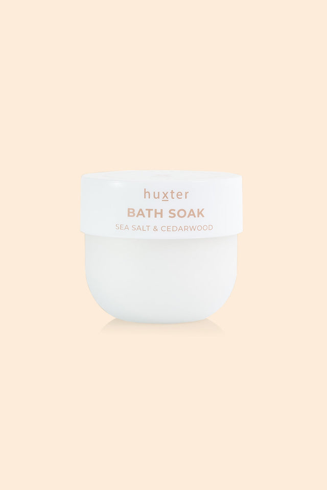 Sea Salt and Cedarwood Bath Soak image 4