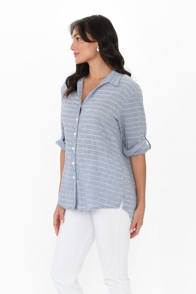 alt text|model:Brontie image 3