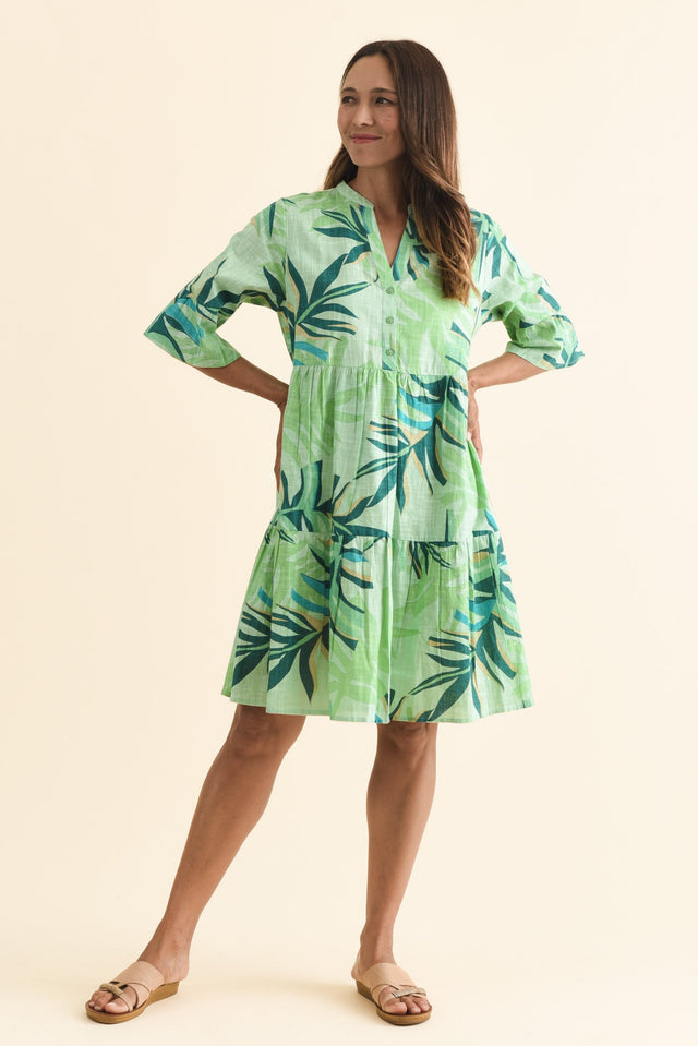 alt text|model:Cara image 7