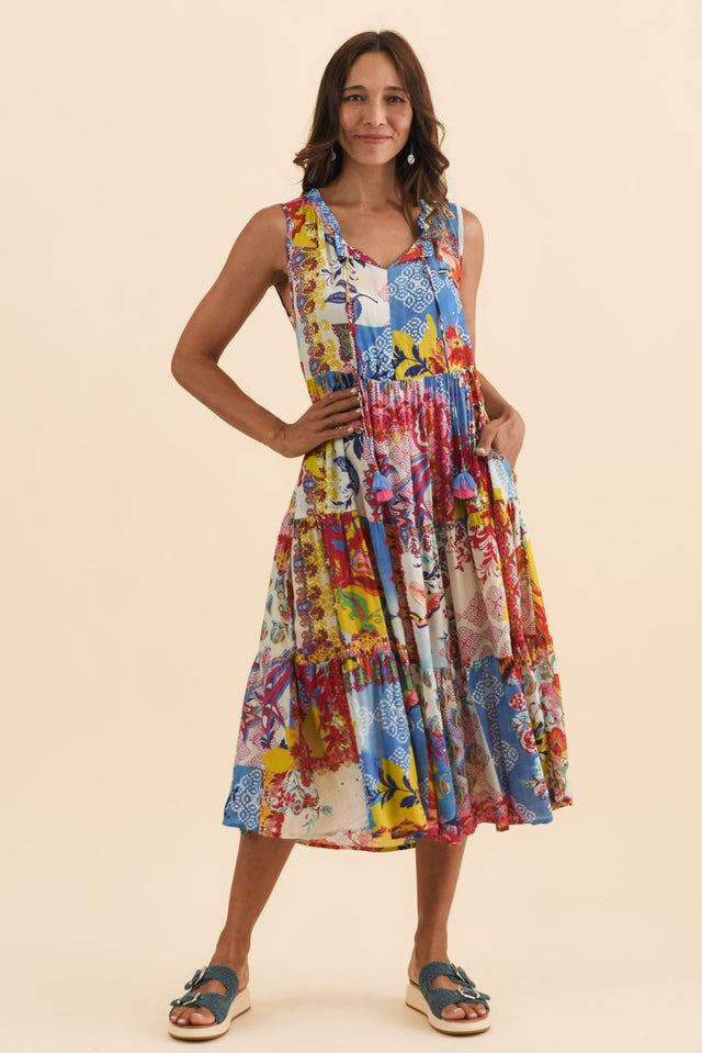 alt text|model:Cara image 7