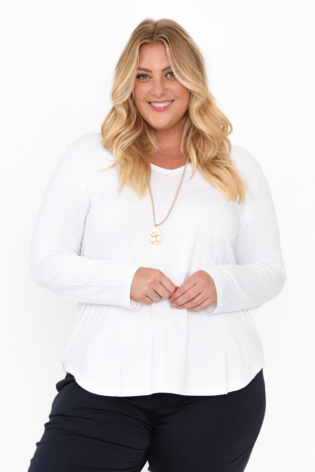 plus-size,curve-tops,plus-size-sleeved-tops,plus-size-winter-clothing, alt text|model:Caitlin image 9