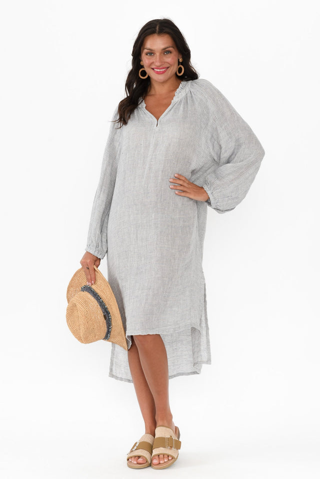 alt text|model:Brontie