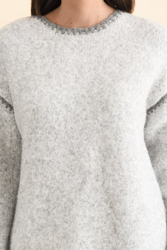 alt text|model:MJ image 6