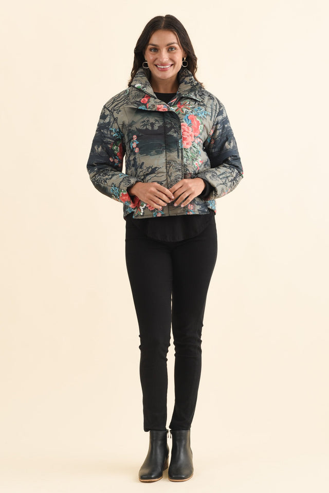 alt text|model:Brontie image 7