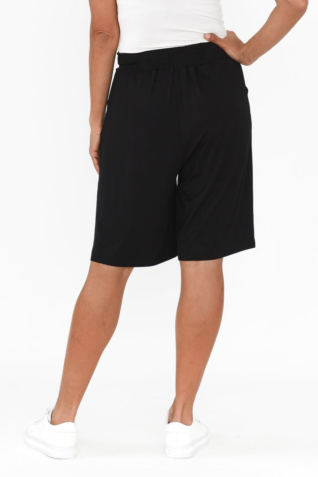 alt text|model:Cara image 5