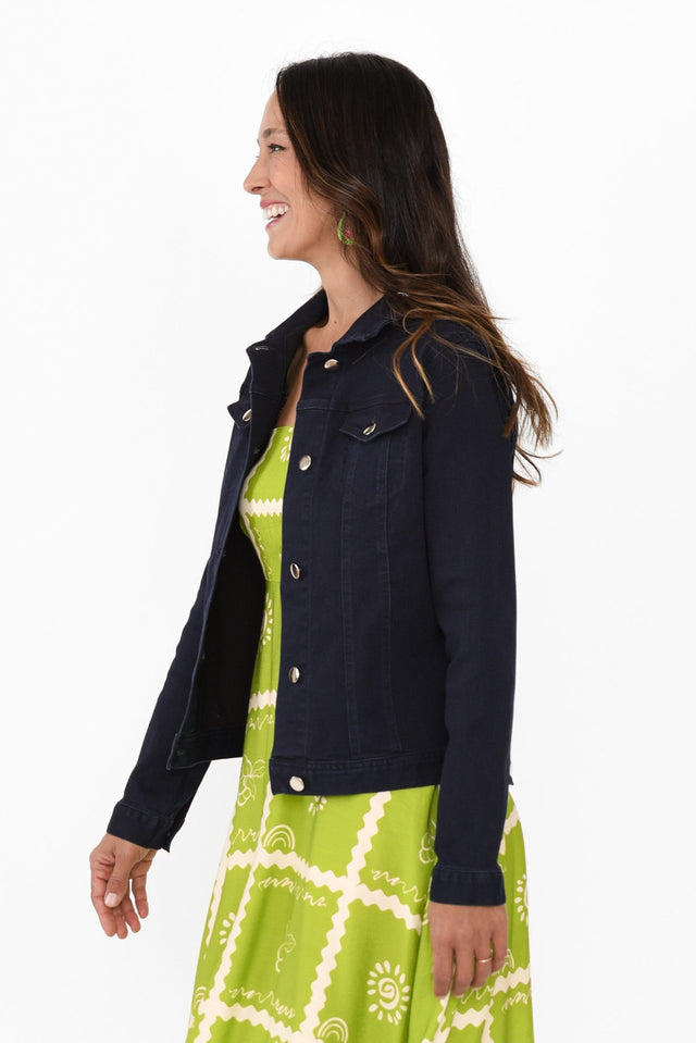 alt text|model:Cara image 5