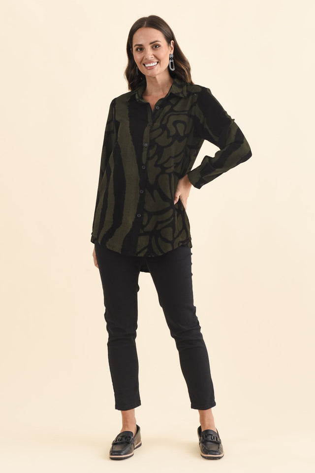 alt text|model:MJ image 6