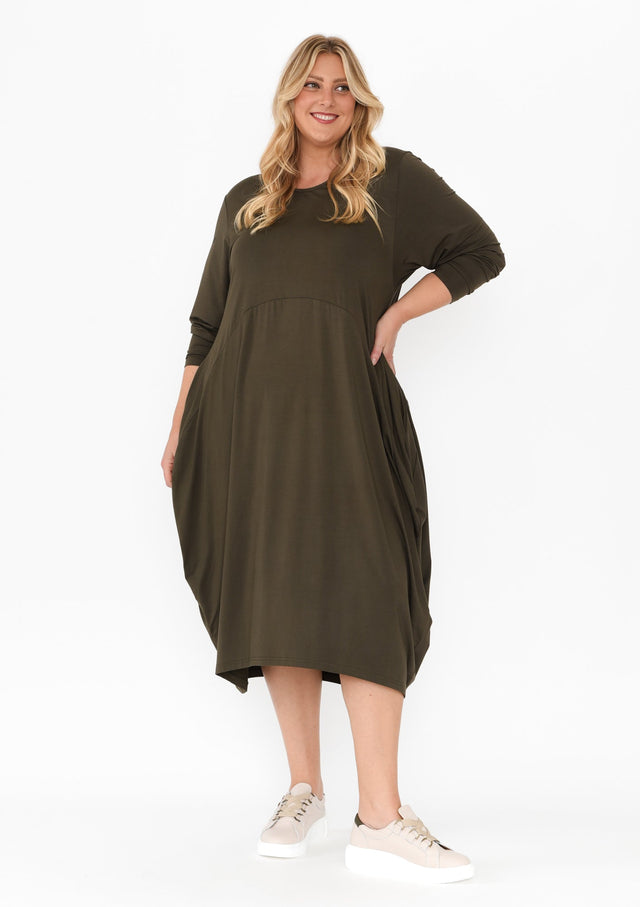 plus-size,curve-dresses,plus-size-sleeved-dresses,plus-size-midi-dresses,plus-size-bamboo-dresses,plus-size-winter-clothing,plus-size-work-edit,alt text|model:Caitlin image 7