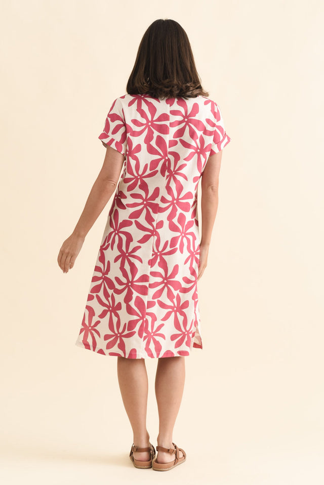 alt text|model:MJ image 5