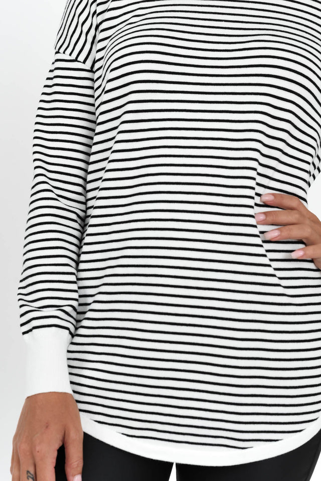 alt text|model:Brontie image 6