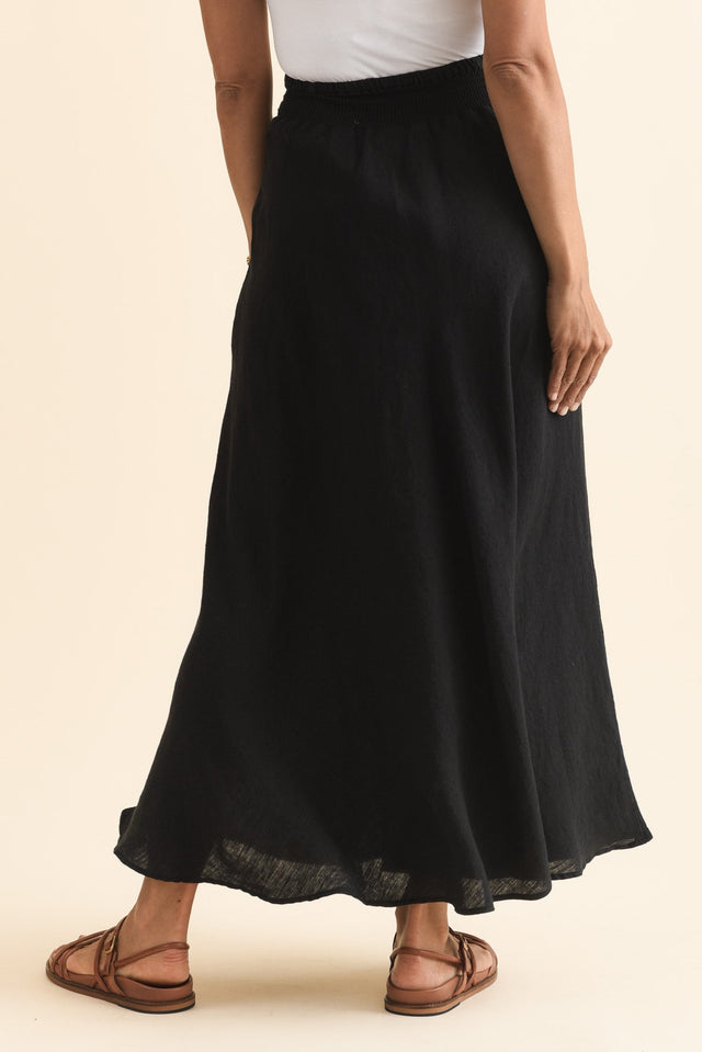 alt text|model:Cara image 6