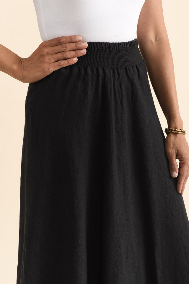 alt text|model:Cara image 7