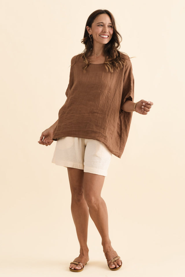 alt text|model:Cara image 6