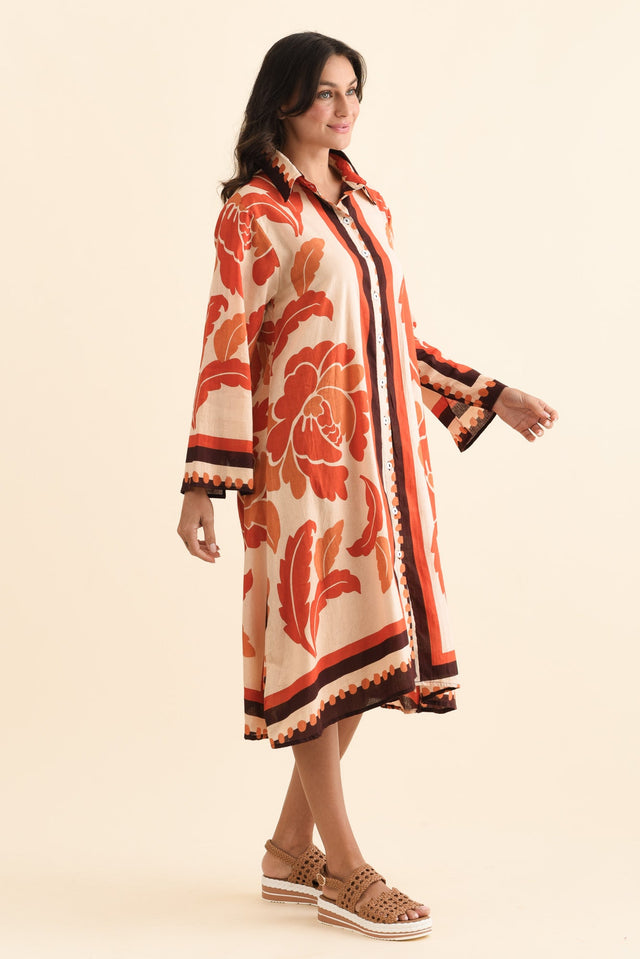 alt text|model:Brontie image 3