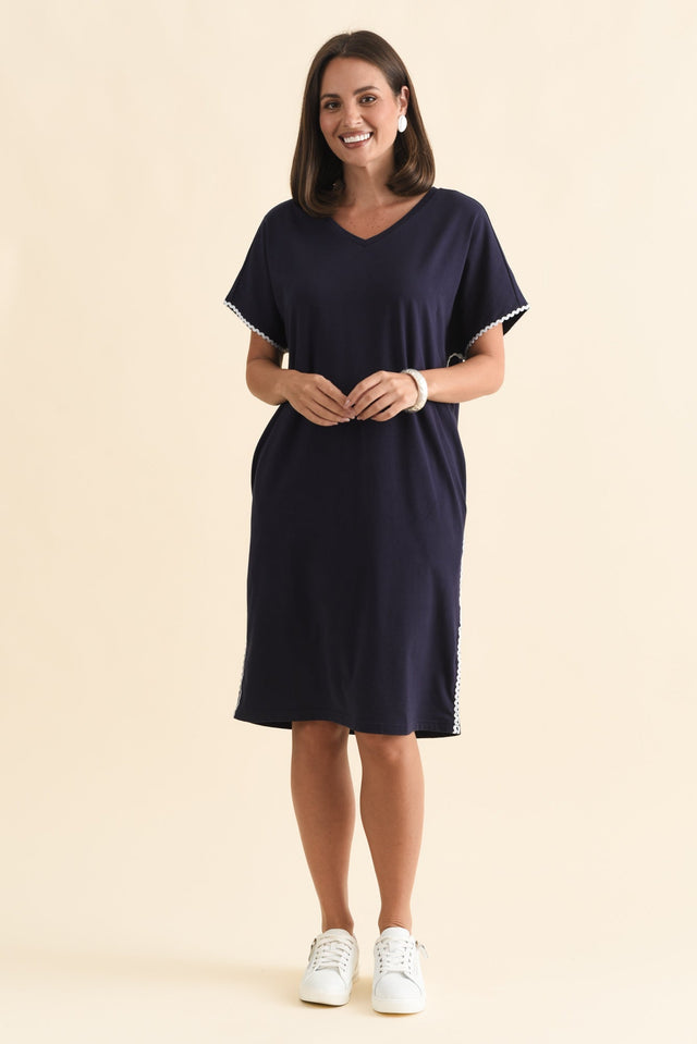 alt text|model:MJ image 7