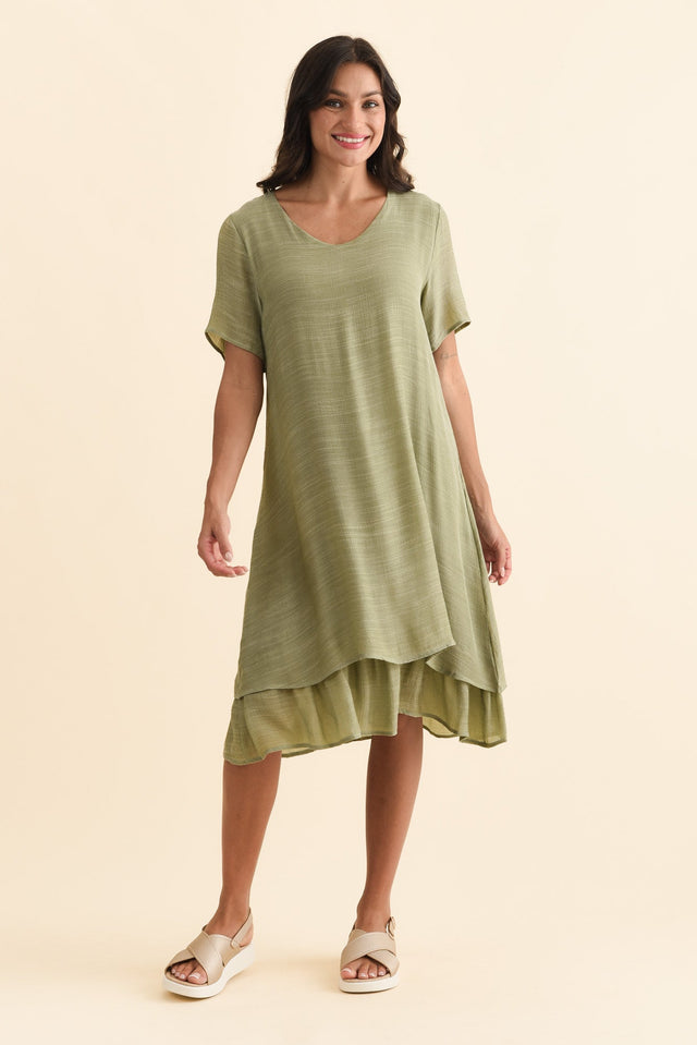 alt text|model:Brontie image 7