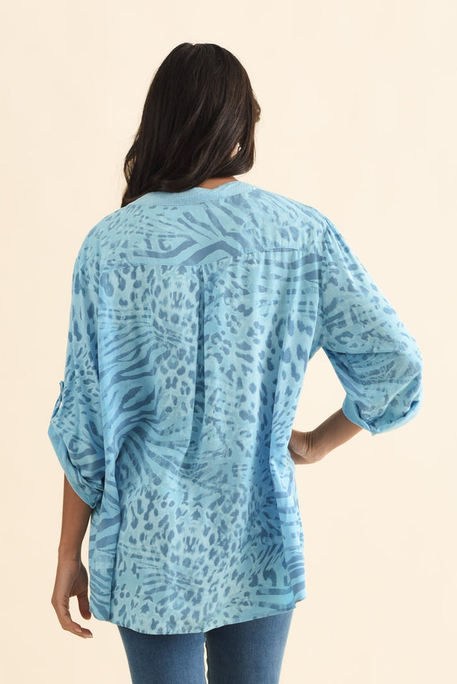 alt text|model:Brontie image 5