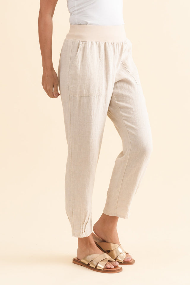 alt text|model:MJ image 4