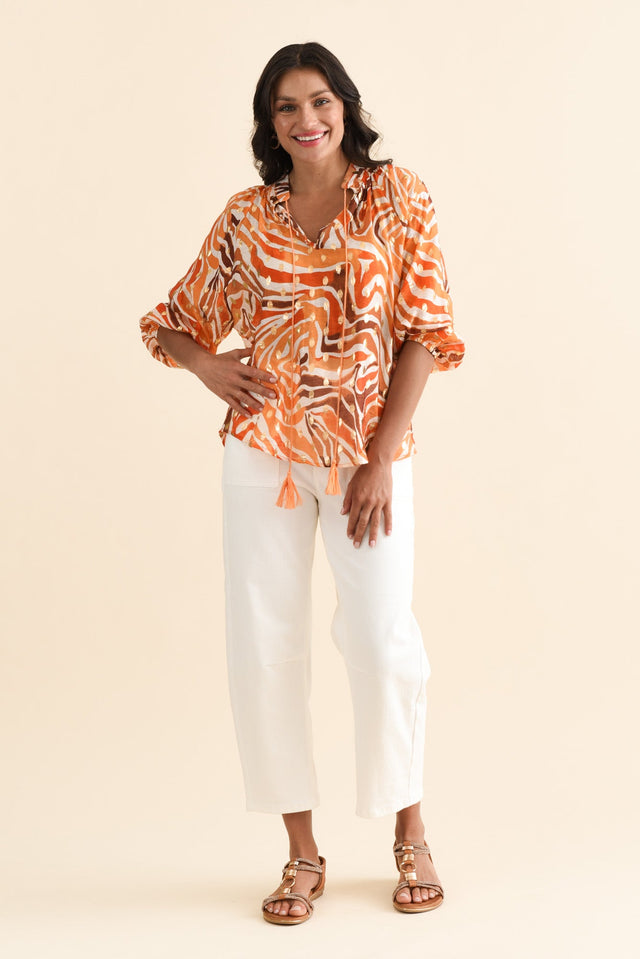 alt text|model:Brontie image 7