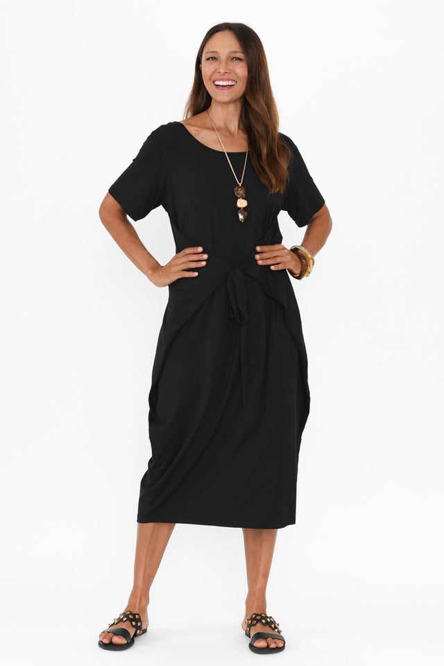 alt text|model:Cara image 1