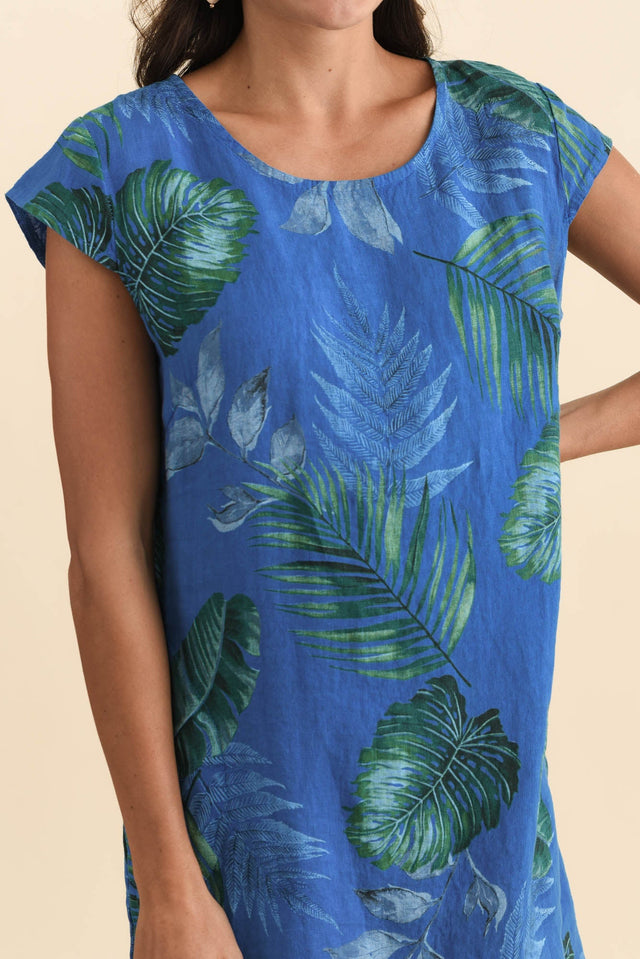 alt text|model:Brontie image 6